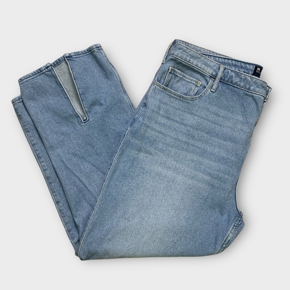 Hollister Ultra High Rise Dad Jean Split Hem - Picture 6 of 8